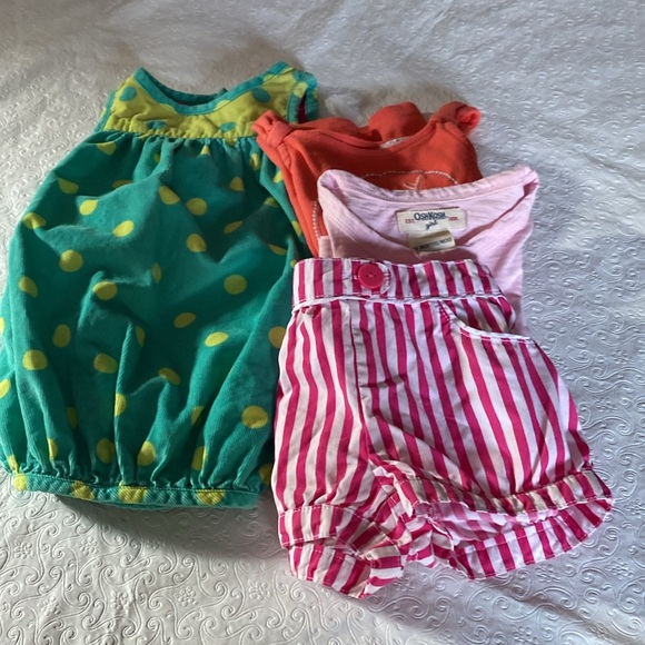 BUNDLE OF ADORABLE GIRLS CLOTHES SIZE 12-18 months . - Picture 13 of 13